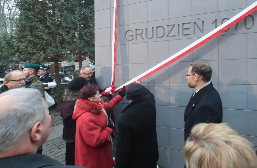 Odsłonięcie nowego pomnika ku czci ofiar Rewolty Grudniowej w Szczecinie