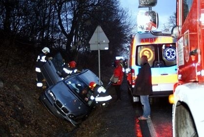 Poważny wypadek pod Brzezinami [zdjęcia]