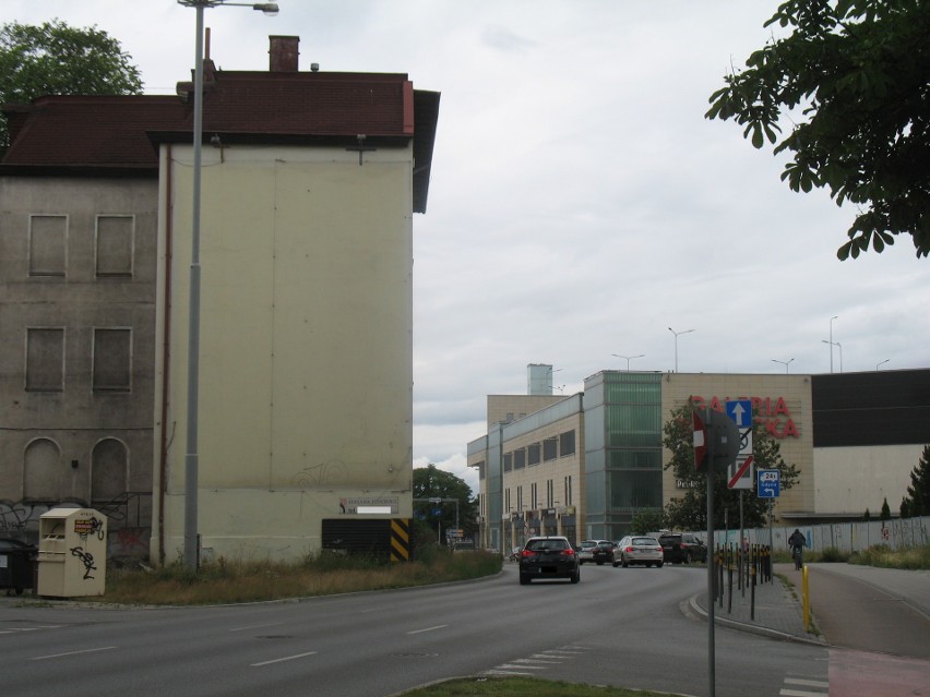 Murale reklamowe zamiast banerów w Gdańsku przy al. Grunwaldzkiej. Czy o to chodziło w uchwale krajobrazowej?