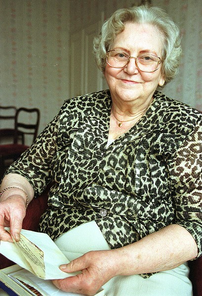 Lucja Baginska 
ma teraz 79 lat.