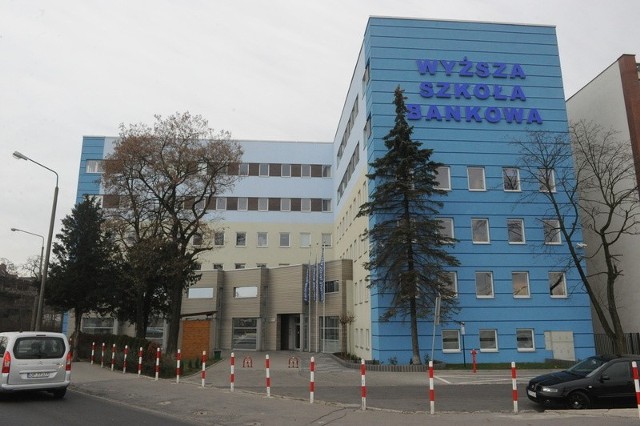 Budynek WSB w Opolu.