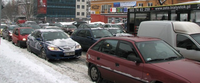 Tradycyjny korek tworzy się na skrzyżowaniu Legionowej ze Skłodowskiej