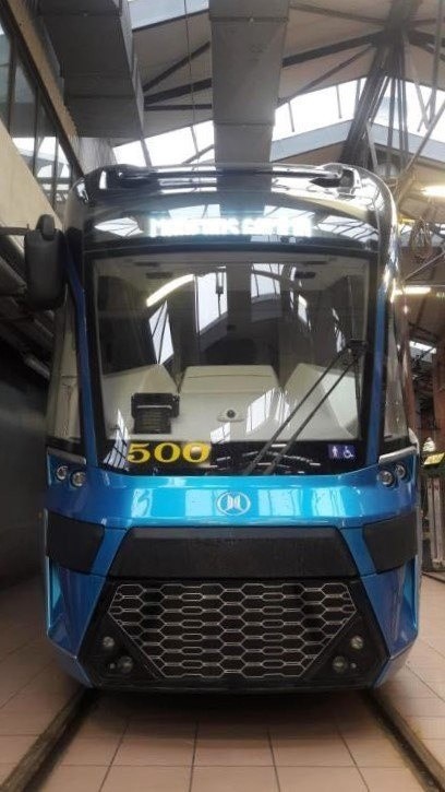 Moderus Gamma to nowy tramwaj na wrocławskich torach. Ma w pełni niską podłogę i klimatyzację (ZDJĘCIA)