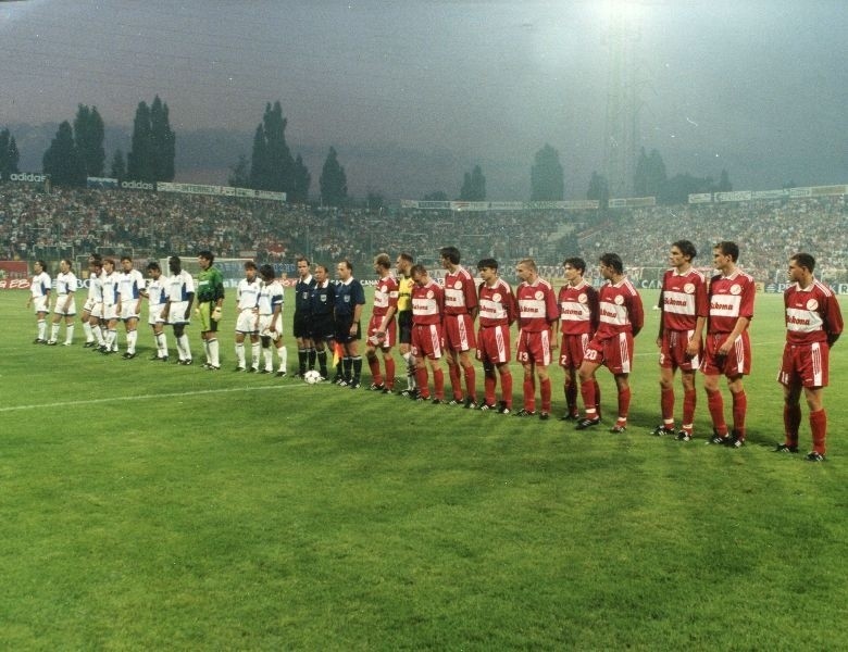 Archiwalne zdjęcia stadionu, piłkarzy, działaczy i kibiców...