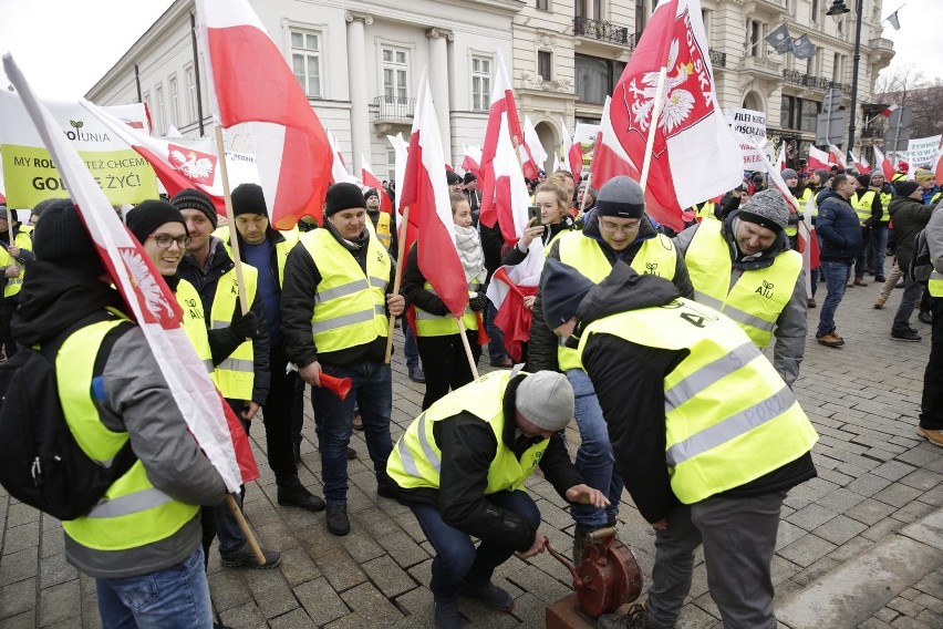 Największe protesty Agrounia organizowała w pierwszy...