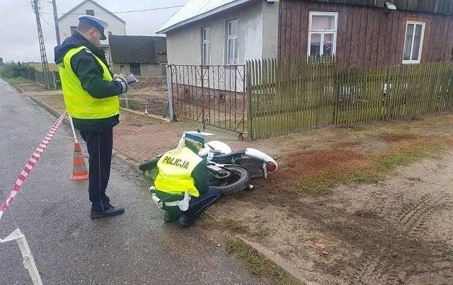 Niećkowo. Wypadek motocyklisty. Mężczyzna trafił do szpitala