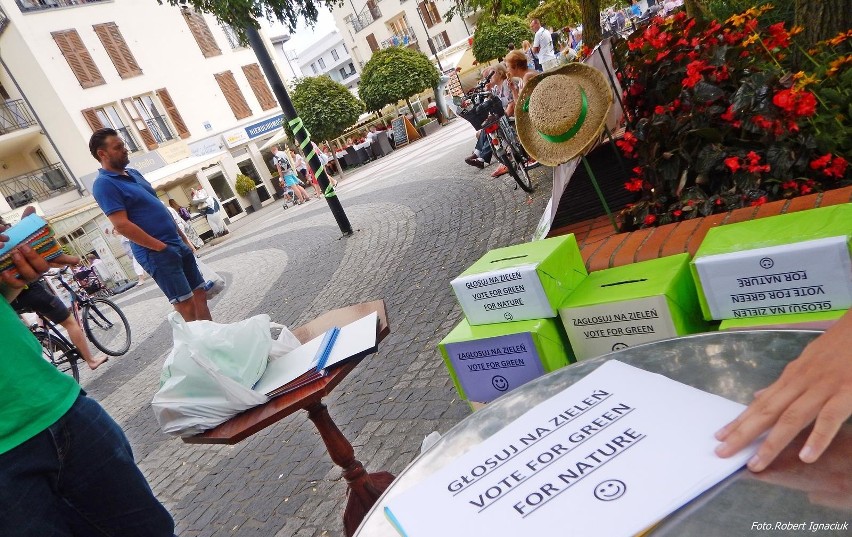 Świnoujście: Stowarzyszenie wyśle zielone kartki do władz miasta [ZDJĘCIA]