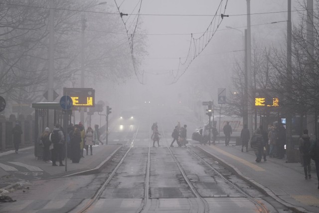 W piątek od rana jakość powietrza w Poznaniu jest fatalna.