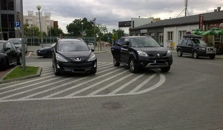 Mistrzowie parkowania w Szczecinie. Zobacz ZDJĘCIA od