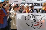 Pielęgniarki protestują przed Sejmem. Chodzi o wynagrodzenia 