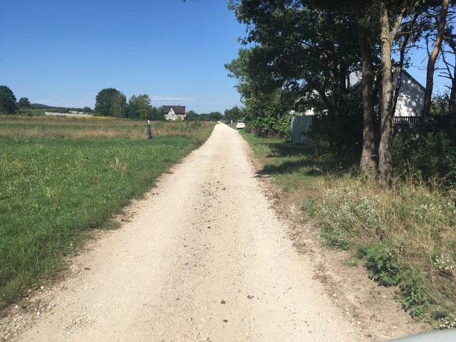 Mieszkańcy ulicy Machałowej w Kielcach chcą oświetlenia. Być może powstanie ono za rok. 