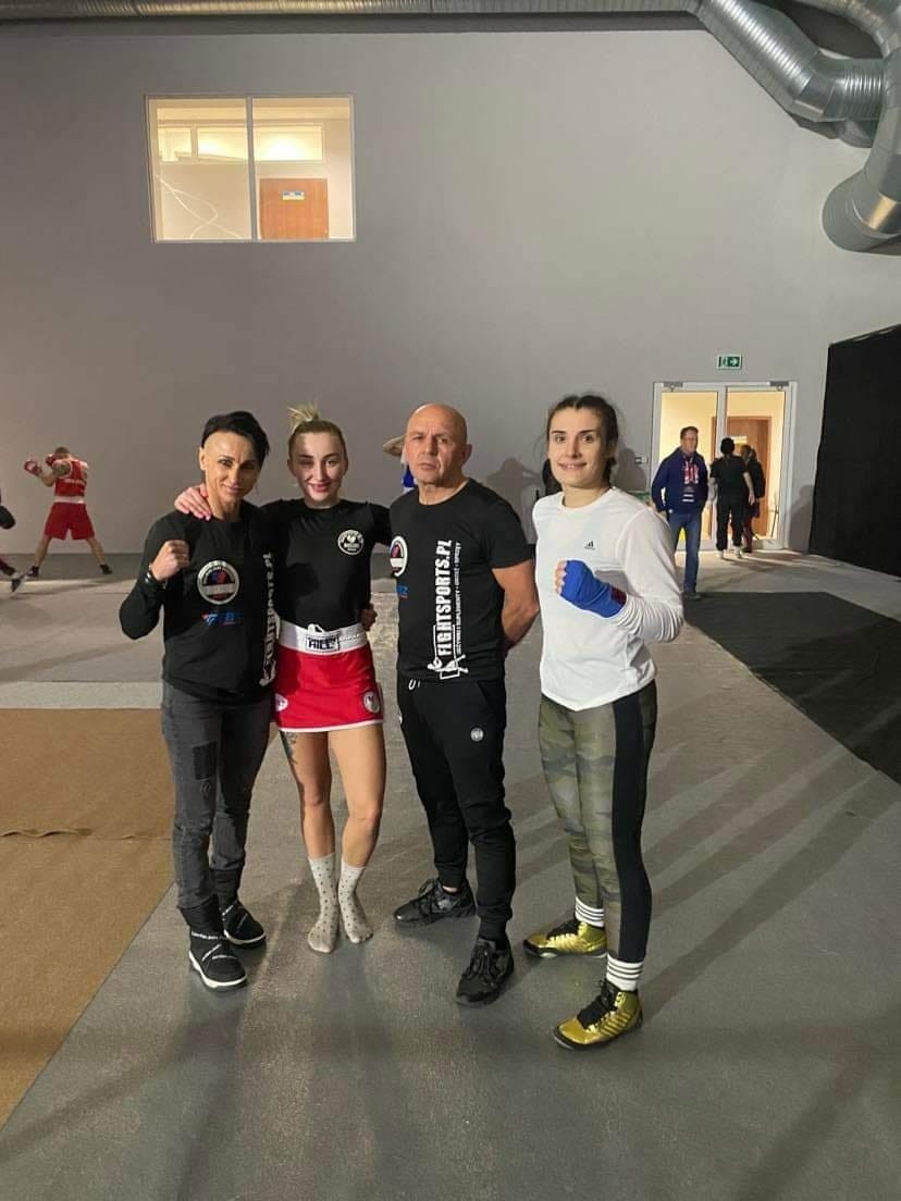 Pojedynki radomskich bokserów podczas mistrzostw Polski seniorów w Toruniu. Są pierwsze medale