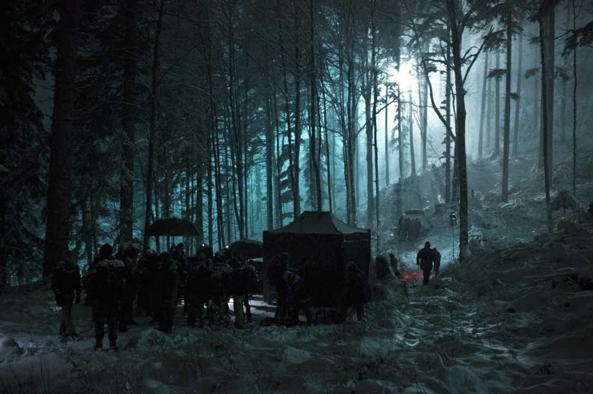 HBO rozpoczęło zdjęcia do trzeciego sezonu Watahy. Od Warszawy, a za tydzień ekipa jedzie w Bieszczady
