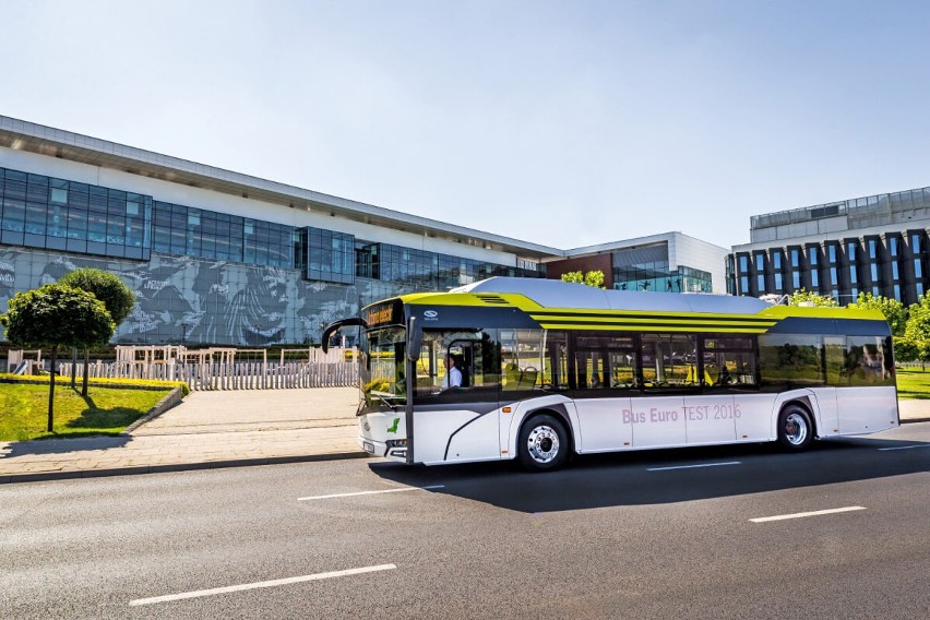 Nowe autobusy eletryczne trafią dziś do Sosnowca. To solarisy urbino 12 electric ZDJĘCIA