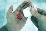 Ruch red pill upomina się o młodych mężczyzn i punktuje nierówności pomiędzy płciami