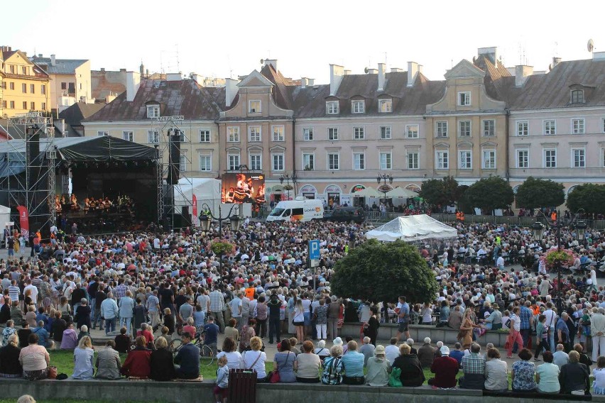 Mazowsze i "Kaniorowcy" na placu Zamkowym z okazji ŚDM w Lublinie [ZDJĘCIA, WIDEO]