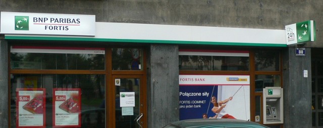 Na większości placówek połączonego Fortis Banku i dawnego Dominet Banku pojawi się nowe oznakowanie: BNP Paribas Fortis.
