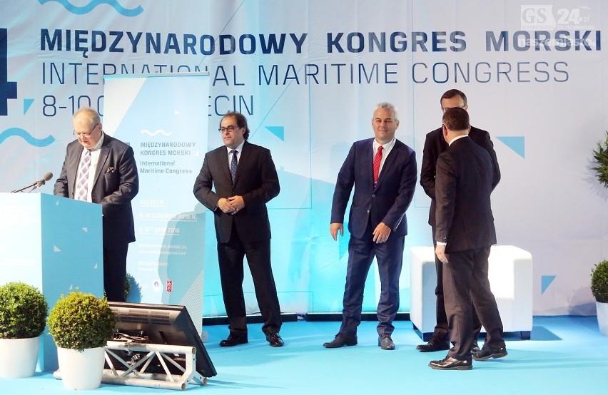 Beata Szydło na Kongresie Morskim w Szczecinie. Jest zlecenie na pierwsze promy dla stoczni