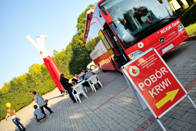 Wielki koncert charytatywny „Dobrodzienianki mówią Rakowi Stop”