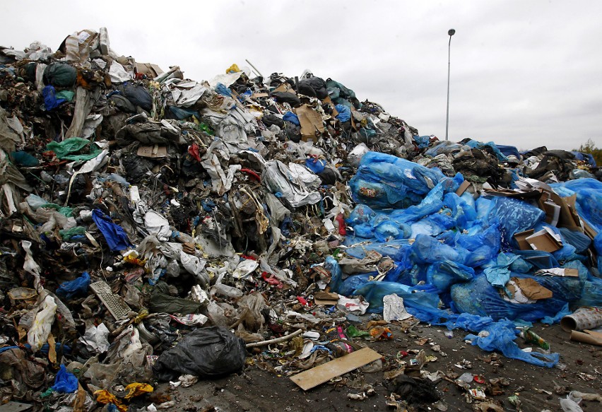 Ponad 63 200 ton odpadów odebrano w pierwszy półroczu 2021...