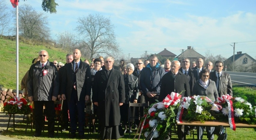 W Dolanach świętowali rocznicę odzyskania niepodległości