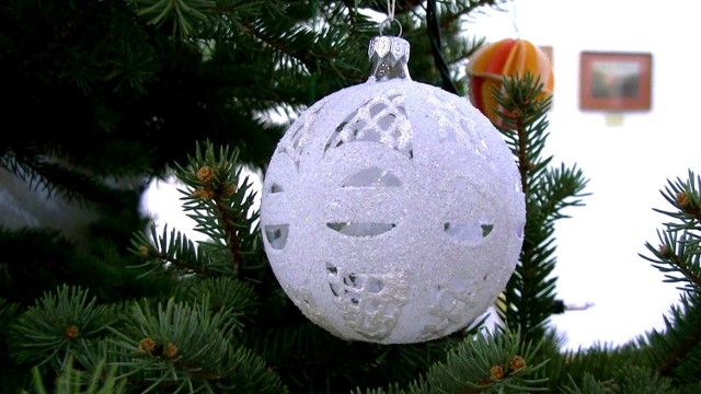 Czym tradycyjnie ozdabiano świąteczne drzewka?