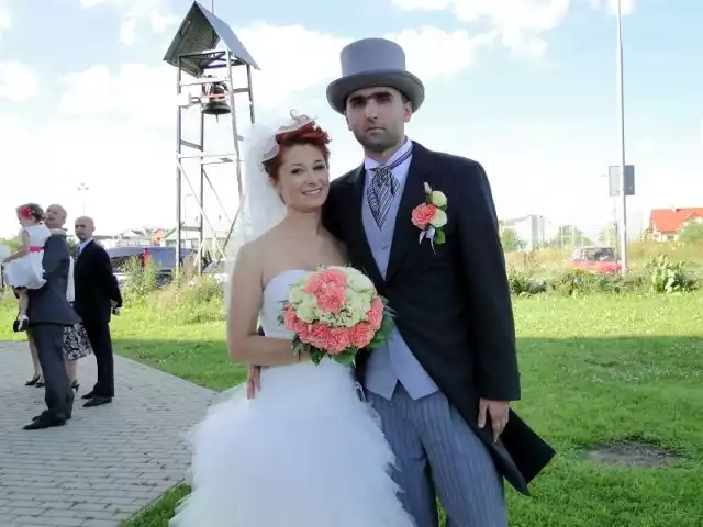W sobotę 24-letni Piotr Stępień, rzecznik prasowy Straży Miejskiej w Radomiu poślubił 23-letnią Izabelę Wójtowicz.