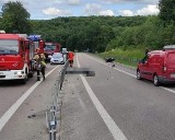 Polanówka: Jechał za szybko i uderzył w bariery energochłonne. 28-latek zginął na miejscu