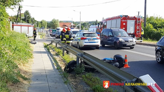 Wypadek w Michałowicach. Zdjęcia dzięki uprzejmości serwisu Powiat Krakowski 112
