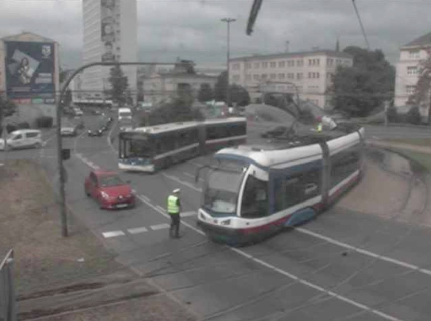 Wykolejenie tramwaju w Bydgoszczy. Spore utrudnienia w komunikacji miejskiej