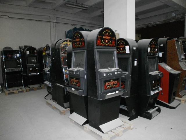 To te automaty do gry z terenu Sądecczyzny zostały zarekwirowane przez Izbę Celną. Ich właściciele nie mieli licencji