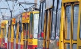 Zatrzymanie tramwajów na Zgierskiej w Łodzi. W "15" zasłabł mężczyzna