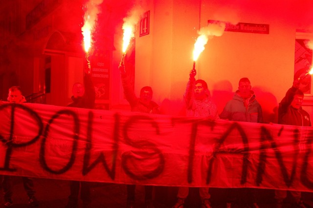 Manifestacja na ulicy Powstańców Wielkopolskich w Szczecinku.