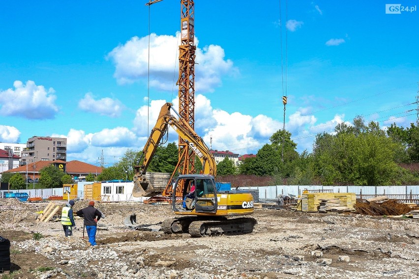 Przy Duńskiej w Szczecinie trwa budowa nowej siedziby pogotowia. Zobacz zdjęcia - 14.05.2020