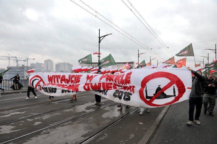 Marsz Niepodległości 2015. Obchody Święta Niepodległości 11 listopada w Warszawie [ZDJĘCIA] [VIDEO]