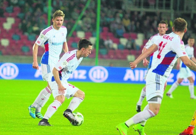 Górnik Zabrze w poprzednim sezonie, zakończonym spadkiem z Ekstraklasy, po raz kolejny na same płace wydawał więcej niż zarabiał