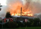 Pożar w Mądrzechowie, dwie osoby trafiły do szpitala (zdjęcia) 