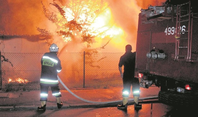 Strażacy z OSP aktywnie uczestniczą w akcjach gaśniczych. Potrzebują dobrego sprzętu
