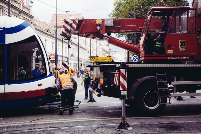 Zderzenie dwóch tramwajów wprowadziło niemałe zamieszanie w funkcjonowaniu komunikacji miejskiej. Zdaniem drogowców system ITS w tym przypadku wywiązał się ze swojej funkcji.