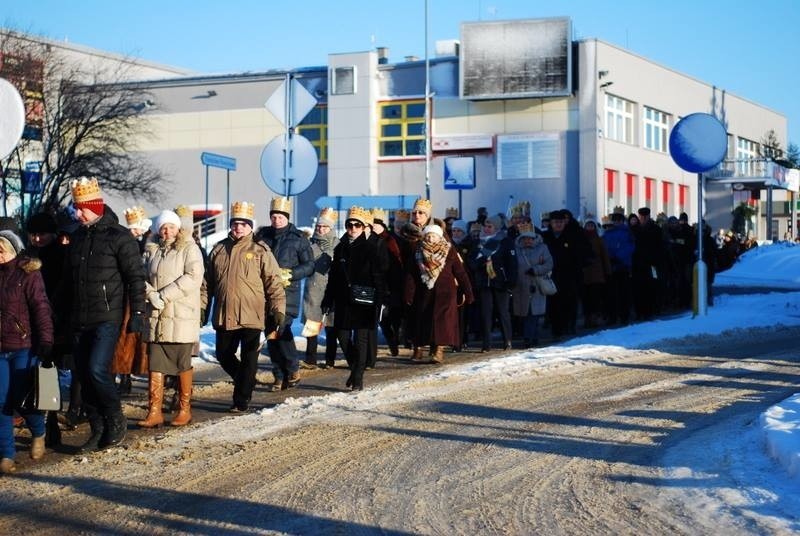 Tłumy na I Orszaku Trzech Króli w Kłobucku