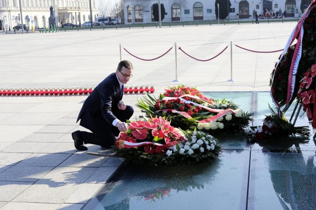 „W tym roku Poniedziałek Wielkanocny ma dla Polaków szczególny wymiar” - napisał na Twitterze premier Mateusz Morawiecki.