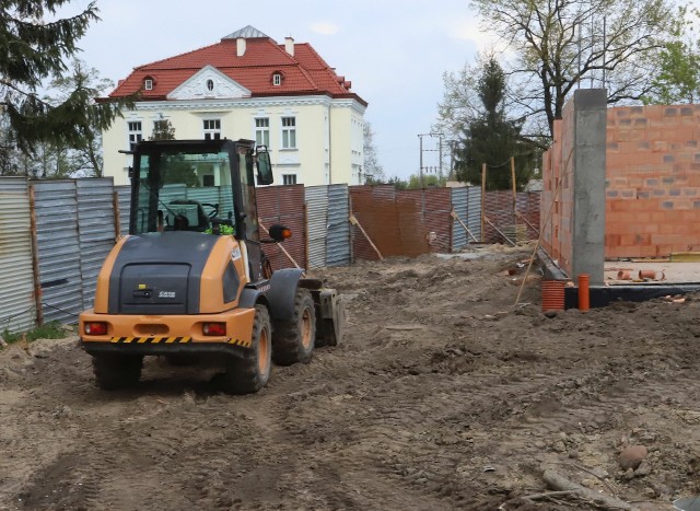 Tak w tej chwili wygląda stan budowy nowych obiektów w Muzeum Witolda Gombrowicza we Wsoli pod Radomiem.