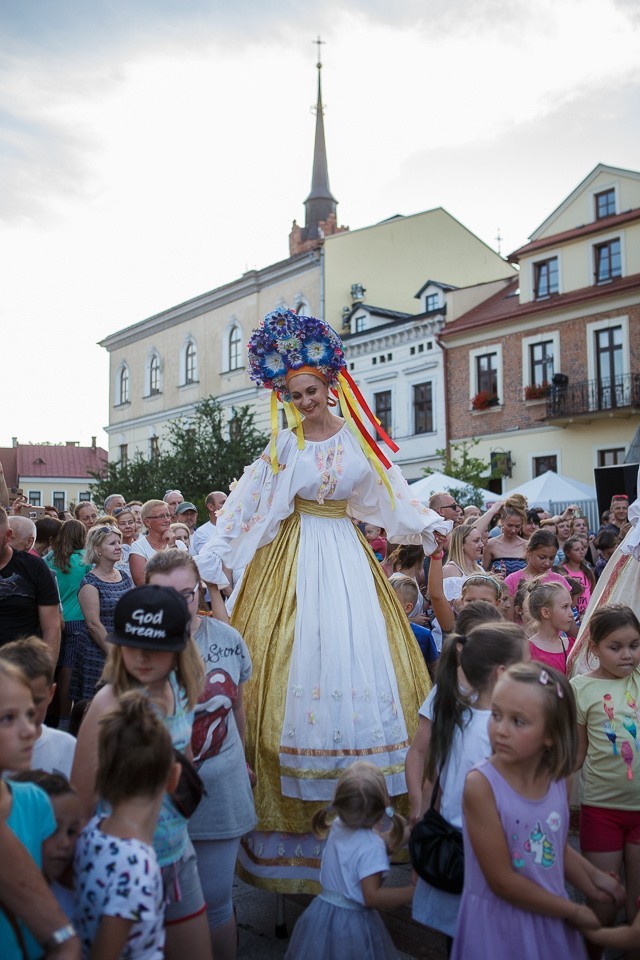 31 ULICA w Tarnowie - dzień drugi. Festiwal Teatrów Ulicznych opanował Tarnów [ZDJĘCIA]     