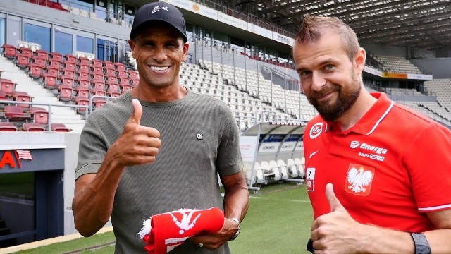 Rivaldo i Kamil Rosiek na stadionie Cracovii