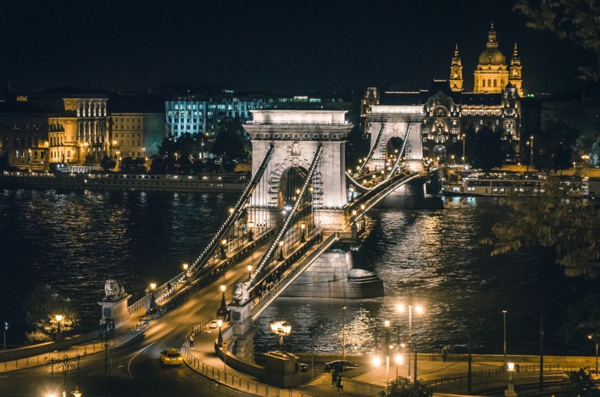 Otwarty w 1849 r., Most Łańcuchowy był pierwszym na Węgrzech...