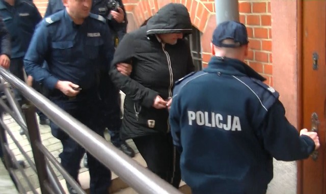 Aleksandra J. doprowadzona do sądu. Została aresztowana na 3 miesiące.
