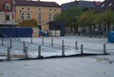 Pszczyna: Lodowisko wraca na rynek. Trwa montaż