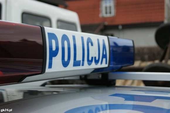 Policjanci z Mielna zatrzymali 50-letniego mężczyznę za kradzież.