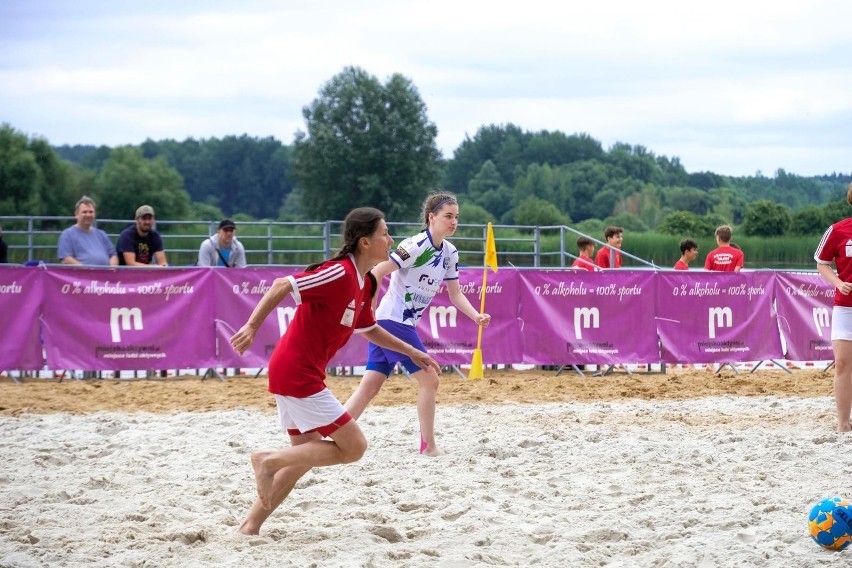 Mistrzostwa Podlasia w piłce plażowej w obiektywie Urszuli...