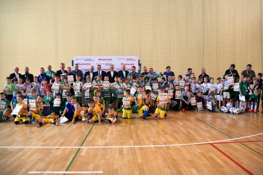 Prestiżowy turniej piłkarski rocznika 2015 wygrała Powiślanka Lipsko. Zobacz zdjęcia
